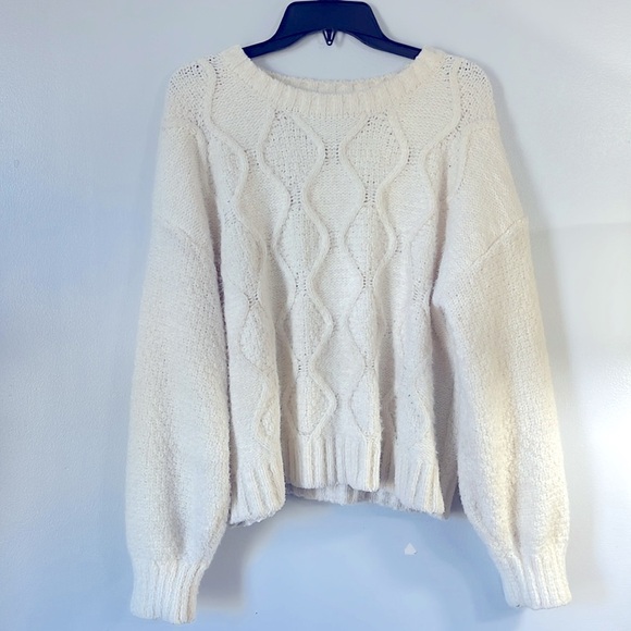 Pink Rose Cozy Cream Cable Knit Sweater Size XL Pullover Fall Wear Casual - Picture 1 of 8